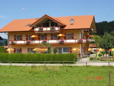 Dangl Gbr, Gaestehaus Sonnenhof - Inkl. Chiemgau Karte 베르겐 외부 사진