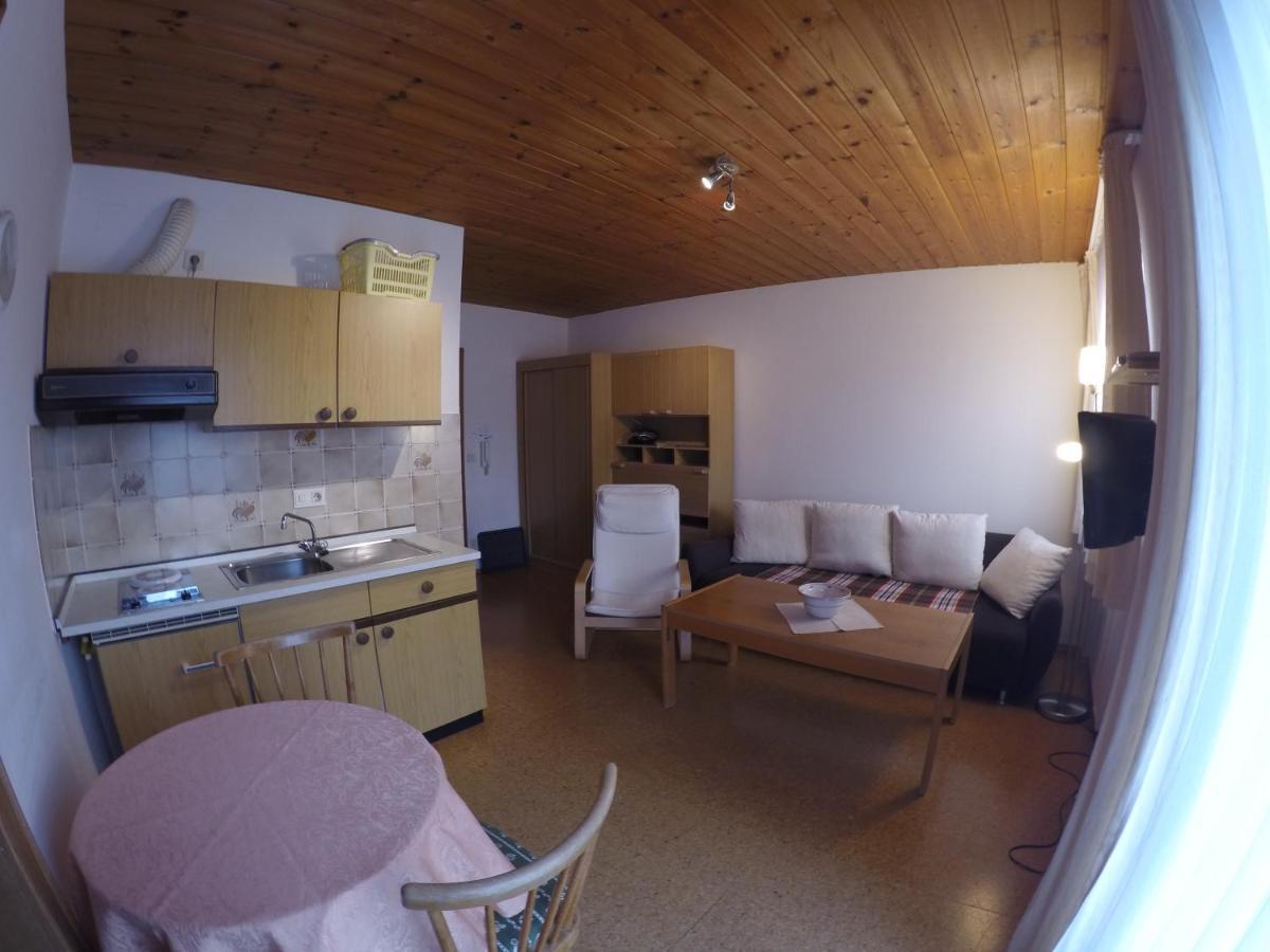 Dangl Gbr, Gaestehaus Sonnenhof - Inkl. Chiemgau Karte 베르겐 객실 사진